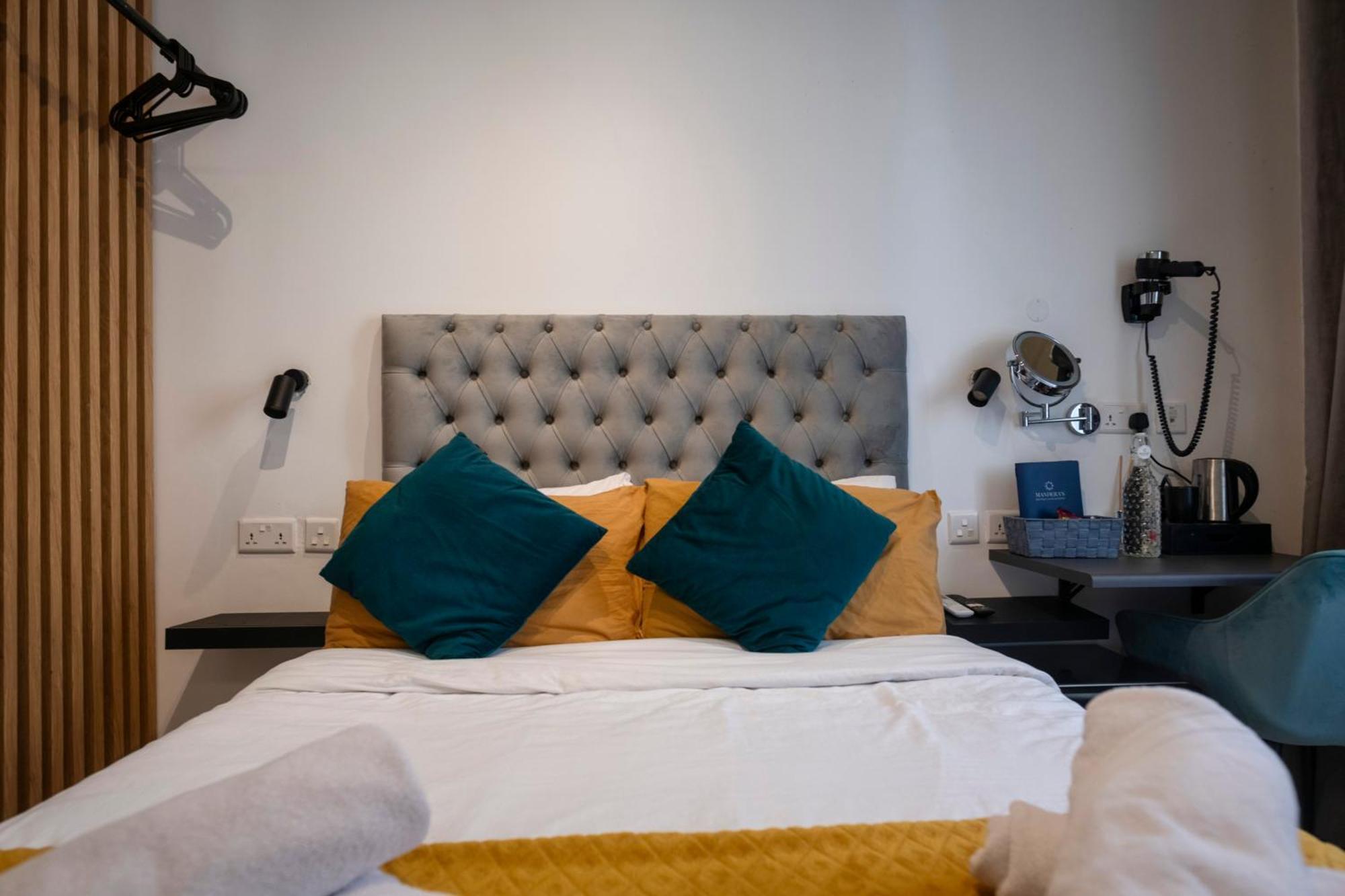 Mandera'S Boutique Suites & Dorms Valletta Eksteriør bilde